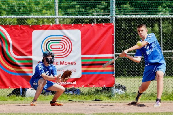 Olympic Moves Floorball by Bold Content